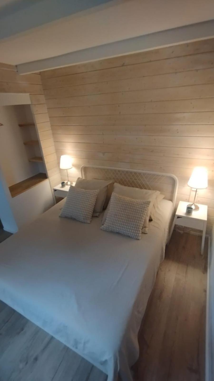 Entrecasteaux La Bergerie Des Colles Bed & Breakfast エクステリア 写真