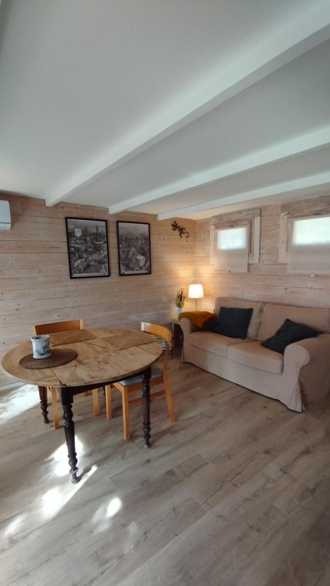 Entrecasteaux La Bergerie Des Colles Bed & Breakfast エクステリア 写真